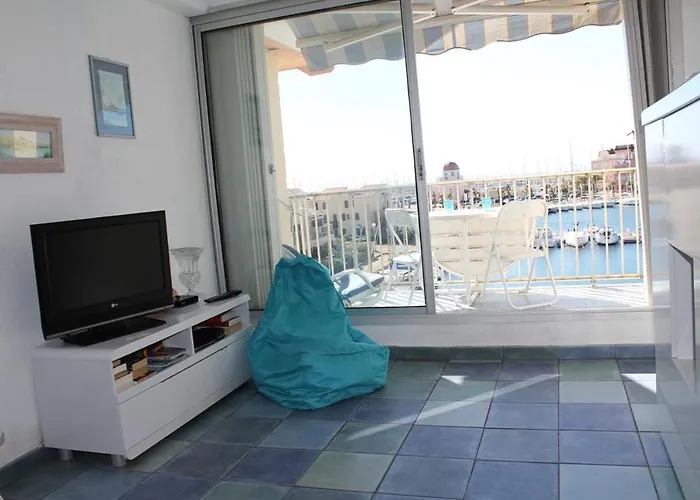 Avec Terrasse Et Jolie Vue Sur Port Gn580-033 Lejlighed Gruissan