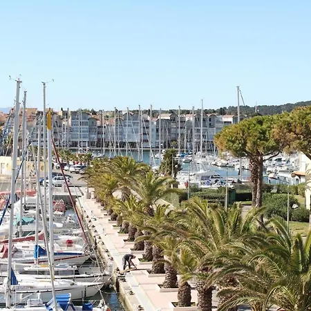 Avec Terrasse Et Jolie Vue Sur Port Gn580-033 Apartament *