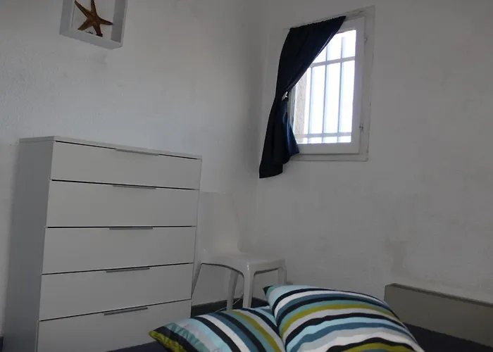 Avec Terrasse Et Jolie Vue Sur Port Gn580-033 Apartman *